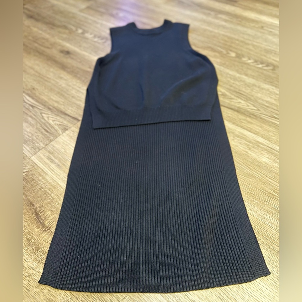 DKNY Ribbed Longline Side-slits Sweater Vest